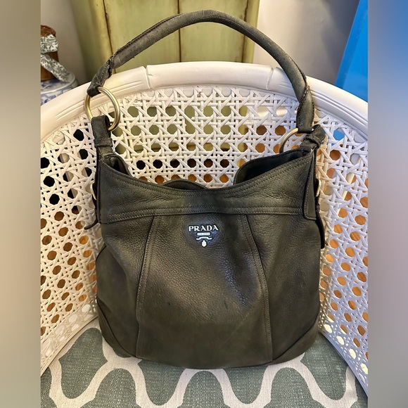 Olive green Prada bag - Picture 1 of 8